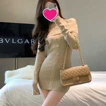 프렌치 일자 어깨 홀터넥 니트 원피스 여고급감 스파이시 백팔 스커트