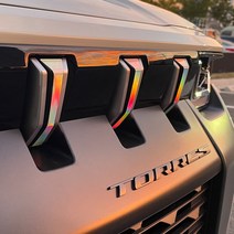 토레스 프론트 그릴 포인트 컬러 데칼 스티커 후드 드레스업 자동차 튜닝 필름 시트지, 카본 블랙 (P000BGKN), 1개