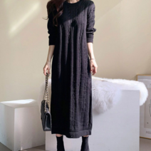 오너클랜 꽈배기 니트 롱원피스 뒷트임 데일리룩 페미닌 홈웨어