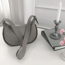 담찌마켓 4col 빅사이즈 하프문 반달백 빅숄더백 대학생 직장인 크로스백 아이패드가방 데이트룩 직장인룩 보부상 호보백 mto94