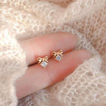 다왕 amZES030 밀키웨이 작은 리본 귀걸이 (실버925도금)