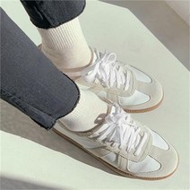 조군샵 독일군 보아털 스니커즈 S1172