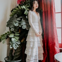 [브라이드손윤희촬영드레스] 여성 셀프 웨딩 촬영 세미 프릴 화이트 무드 드레스