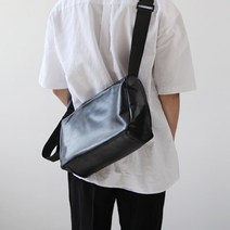 남녀공용 미니멀 레더 크로스백 2컬러 MB136 <BR>당일발송” class=”wr-img”></a></div></div></div></div><div class=