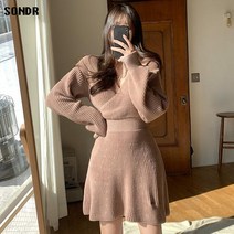 여성 결혼식 하객룩 돌잔치 복장원피스 한국 여성 드레스 2021 가을 겨울 v 넥 크로스 핏 스트립 니트 드레