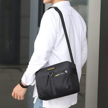 N2Y 클래식한 디자인 캐주얼 스퀘어 크로스백 #9999EA