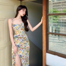 휴가룩 태연 비치 웬디 꽃무늬 프릴 레이스 잔꽃 플라워 뷔스티에 원피스 손예진 이해리 동남아