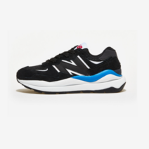 NEW BALANCE 뉴발란스 블랙 운동화 M5740LLC
