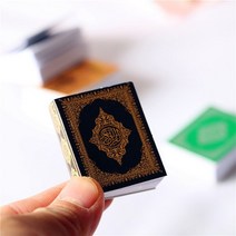 HOLYBIBLE 가죽 성경책 펜던트 목걸이 미니어쳐 납골당꾸미기 처 추모장식 FRANKLIN 키링 봉안당 16 Scale Mini English Edition 거룩한 성경 책 D, 3.C