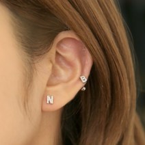 미스21 알파벳 피어싱 써지컬 패션 피어싱 여성 여자 성인 피어씽 Piercing (er1316)