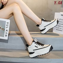 Y.GA 봄 가을 겨울 보온 여성 발편한 캐주얼 슈즈 여자 패션 키높이 스니커즈 굽높은 신발 미끄럼 방지 방수