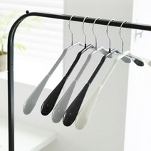 [홈앤하우스] 논슬립 코팅 상의 걸이 10P, 색상:크림화이트, 단품
