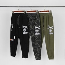 거리 패 계일 붐 AAPE 와일드 팬츠 캐주얼하고 있다.