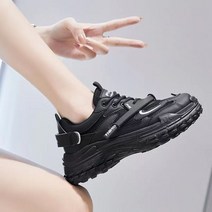 여성키높이운동화 발 편한 2023 새로운 두꺼운 밑창 부드러운 가죽 아빠 신발 여성 캐주얼 스포츠 신발 통기성 신발 높이고 슬리밍 여성 한국 스타일 유행 신발