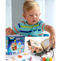 몬테소리 교구 장난감 비지보드, 큐브