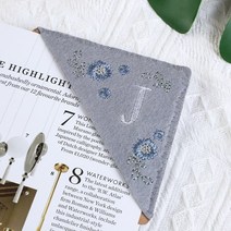 26글자 맞춤 자수 모서리 책갈피 펠트 편지 책갈피, J