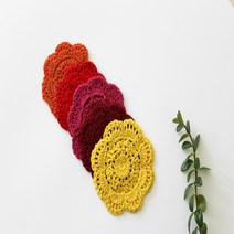 홈데코 레드계열 핸드메이드 뜨개 도일리 티코스터 10cm, 레드