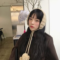 에버라인 방울 털 귀도리 손뜨개 귀마개