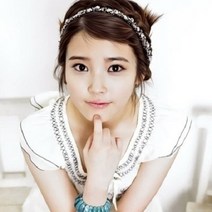 아이유머리띠(블랙 실버 브라운 네이비 핑크 노랑 초록 옐로우) 스왈로브스키 st 보석 머리띠 와이어 헤어밴드 심플 얇은 반짝반짝