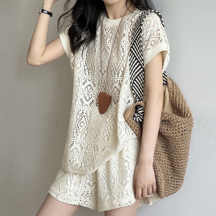 Asure 여자셋업 여름 투피스 펀칭 반팔반바지 상하 세트