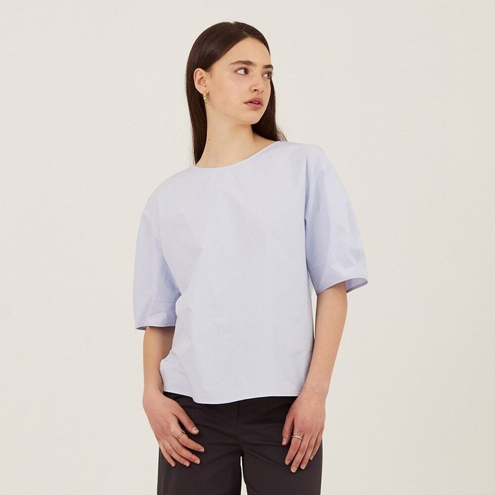 나이스클랍 WOW 백 꼬임 블라우스 N252MWB437 699374