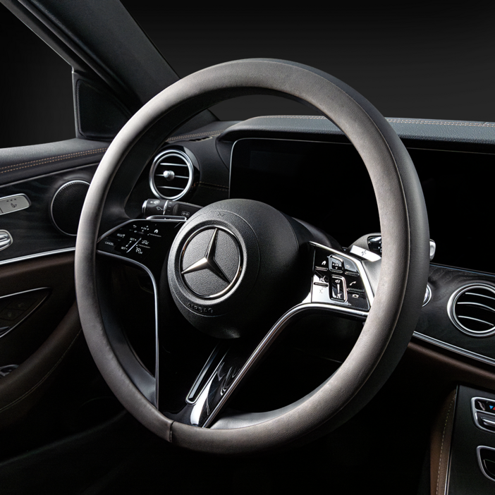 메이튼 리얼 투톤 자동차 가죽 핸들커버, 블랙  다크브라운