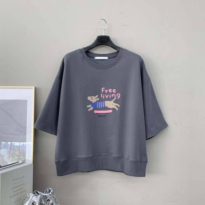 행복여 스케이트 도그 루즈핏 7부 맨투맨 티셔츠