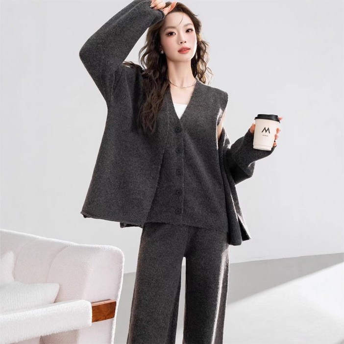 트루펙트 유럽 스타일의 캐주얼 니트 3종 세트 여성 가을 겨울 레이지 스웨터 재킷 조끼 하이웨이스트 긴 바지 세트 여성