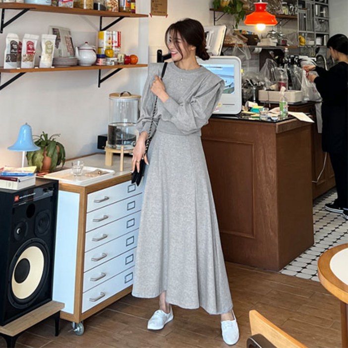 난닝구코미오 맨투맨스커트세트