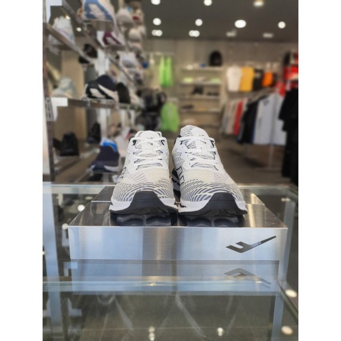 프로스펙스 남녀공용 카본테크 고급형 런닝화 XFIN 213 PR0UR23S542 143119