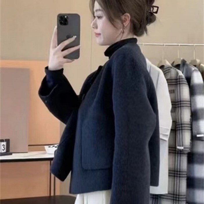 프리미엄 여성 오버핏 모직 자켓 크롭 기장 모던 코트 데이트용 우아한 디자인