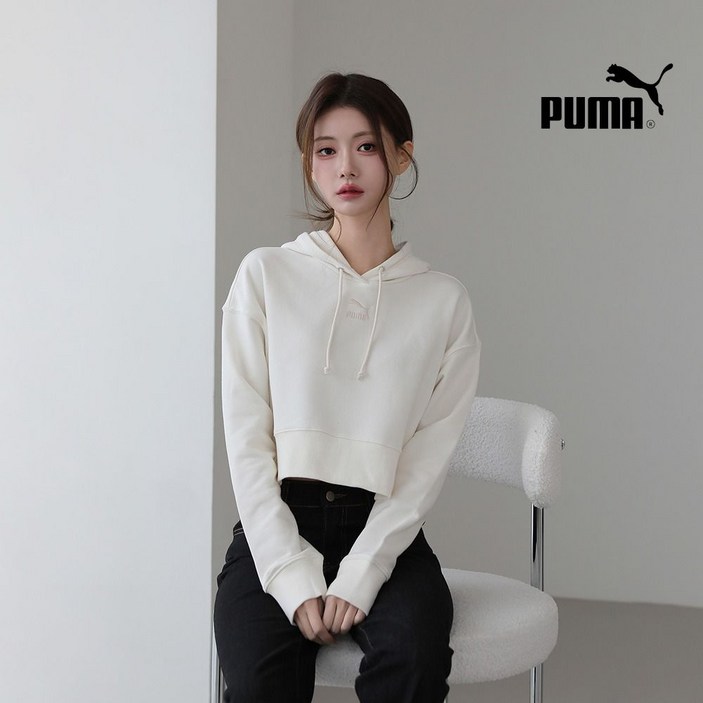 퓨마 클래식 여성 크롭 후드티 620388-99
