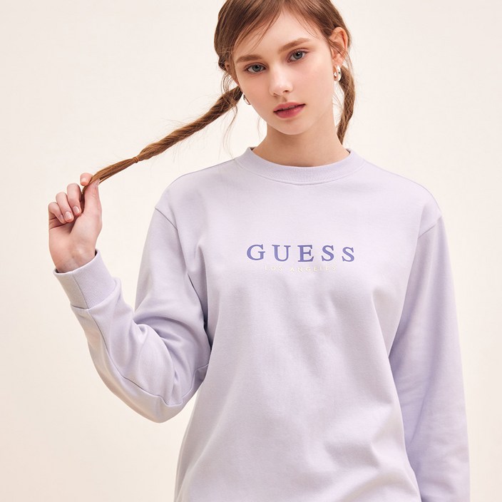 게스언더웨어 레터로고 여성 이지웨어 맨투맨  라벤더