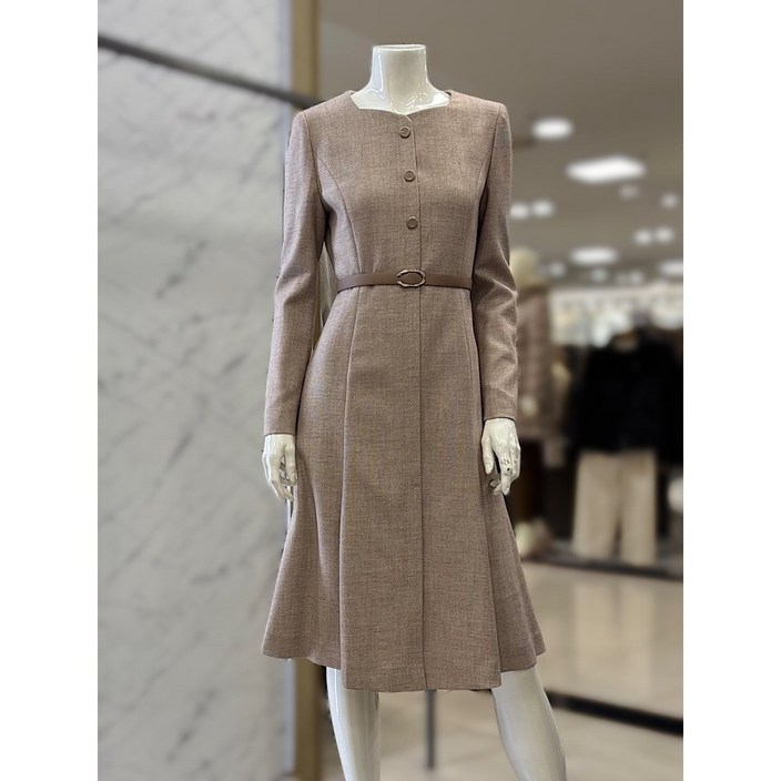 KL 케이엘 스퀘어 넥 버튼 장식 원피스 KGOPMK9000 NC순천점