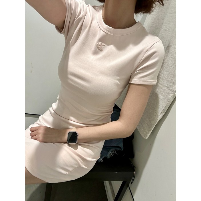 캘빈클라인 25SS 여성 로고 엠브로이드 슬림핏 반팔 원피스 2색 택1