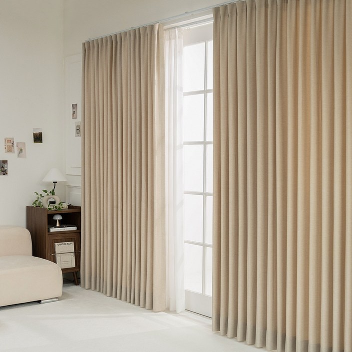 아라크네 라비에 형상기억 암막커튼 핀형 2p