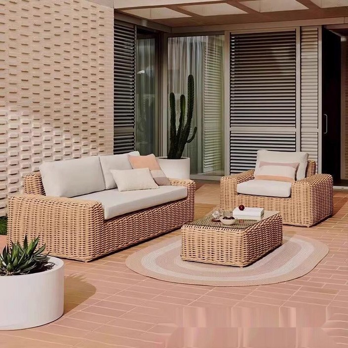야외 라탄 소파 세트 정원 발코니 테라스용 모던 디자인 방수 아웃도어 가구 편안한 휴식 레저용 피크닉 캠핑용 실내외 겸용