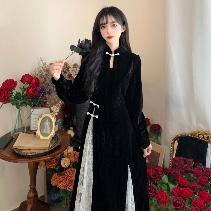 긴팔 벨벳 원피스