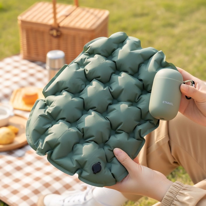 펌프 포함 20초 완성 휴대용 에어 방석 콘서트 페스티벌 피크닉 초경량 캠핑 등산 키링