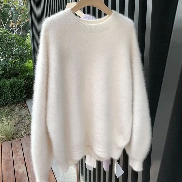 마이클로젯 MC0095 보들촉감 앙고라 라운드넥 스웨터