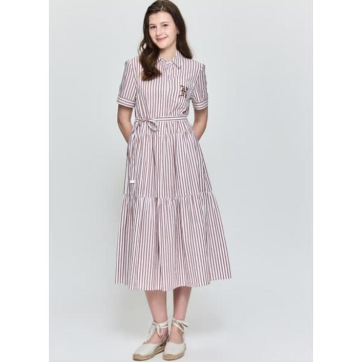 백화점출고 헤지스레이디스 25SS코튼 시어서커 자수 포인트 티어드 반팔 원피스 브라운 HSDR5B402 봄신상 봄원피스