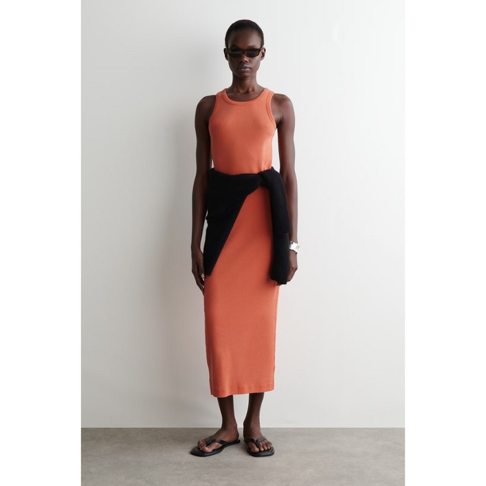 COS 코스오렌지립니트원피스