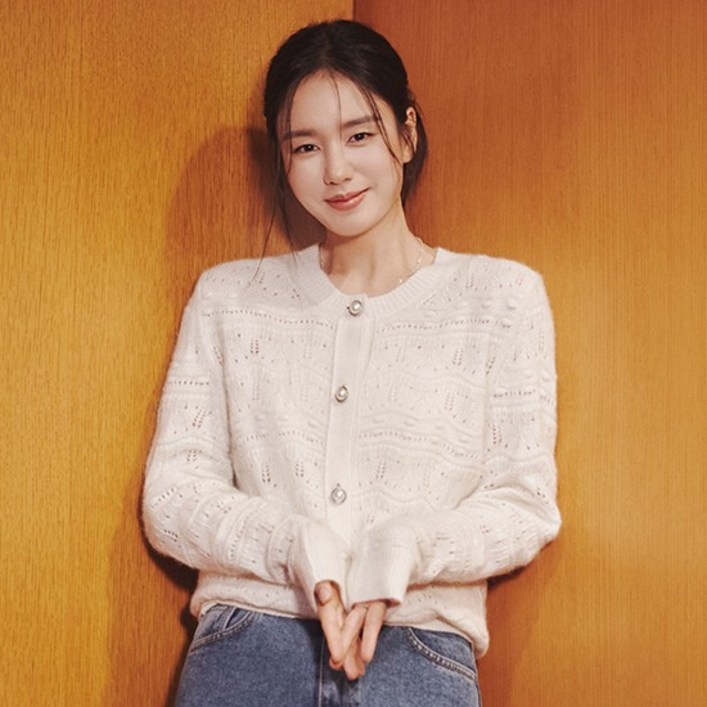 최초가79,900원셀렙샵 에디션 24FW 라쿤 크로셰 펄 가디건