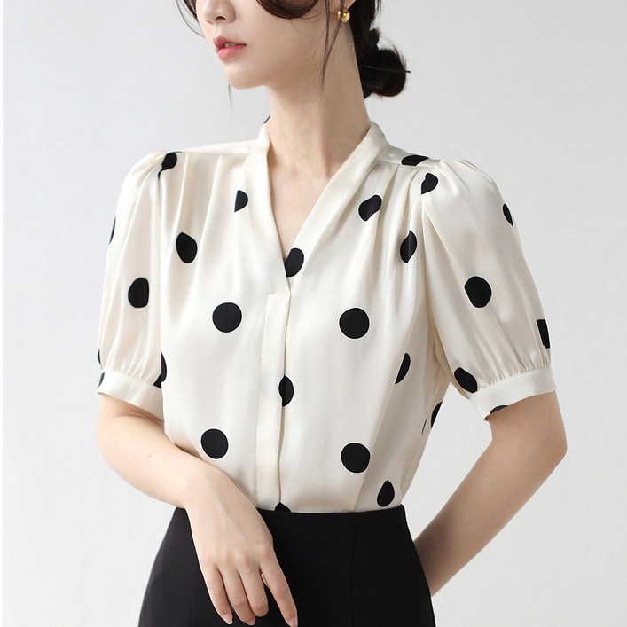 아이도스 여성 고급 실켓 반팔 셔츠 여름 얇은 주름 방지 리본 도트 블라우스 여자 정장 상의 정장