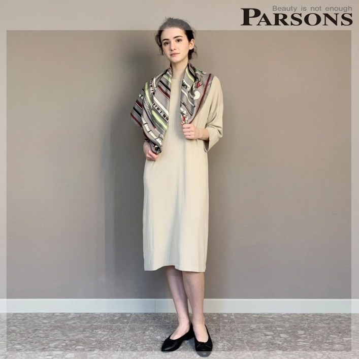 파슨스(Parsons) 파슨스 샘라운드니트원피스 최초가 75000원 WHRN3NO01