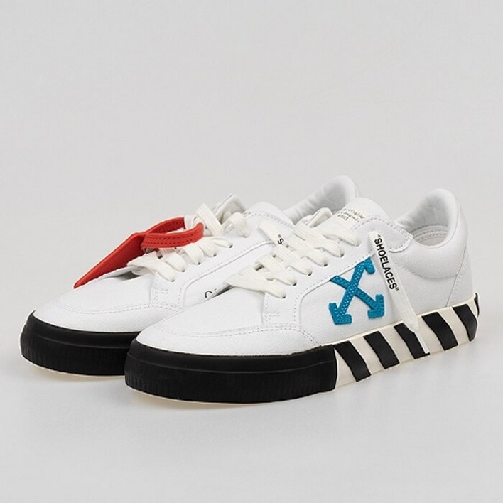 OFFWHITE (명품) 오프화이트 로우 불카나이즈 남성 스니커즈 / OMIA085S23FAB001 0145