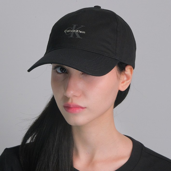 CK 캘빈클라인 남녀공용 모노그램 로고 볼캡 모자