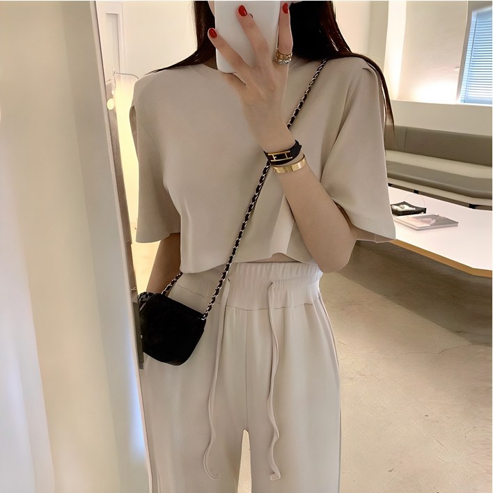 예쁨시전 심플 라운드 반팔 크롭티  허리밴딩 팬츠 세트