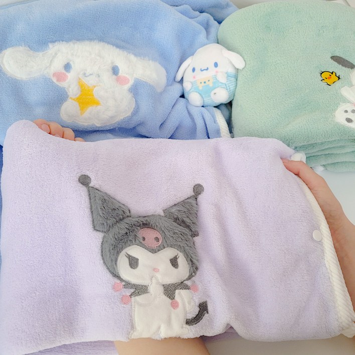 시즌할인 산리오 극세사 포근 망토 똑딱이 버튼 무릎 담요 키즈담요 이불 블랭킷