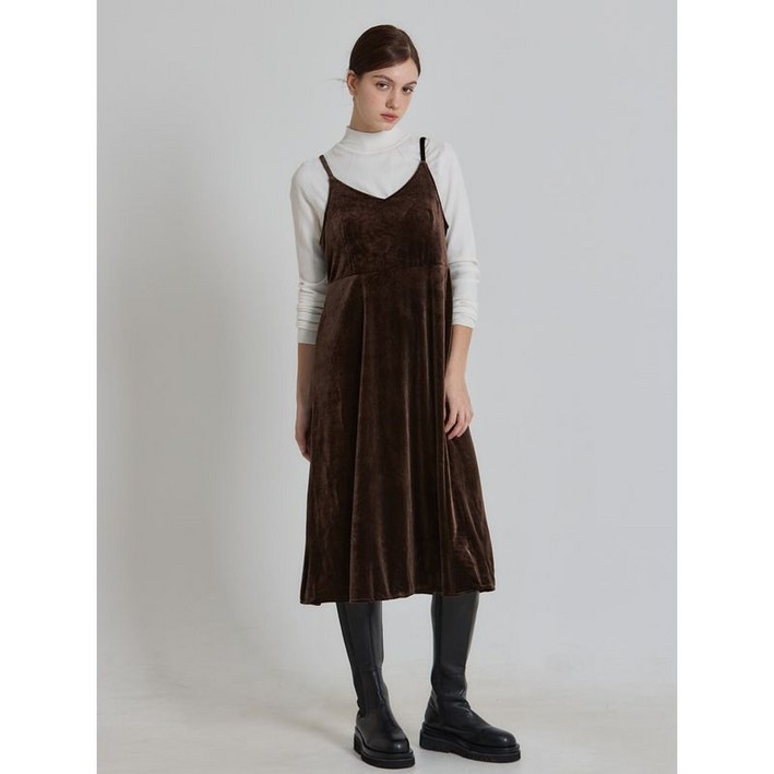 오조크 벨벳 원피스 택가격 74000원